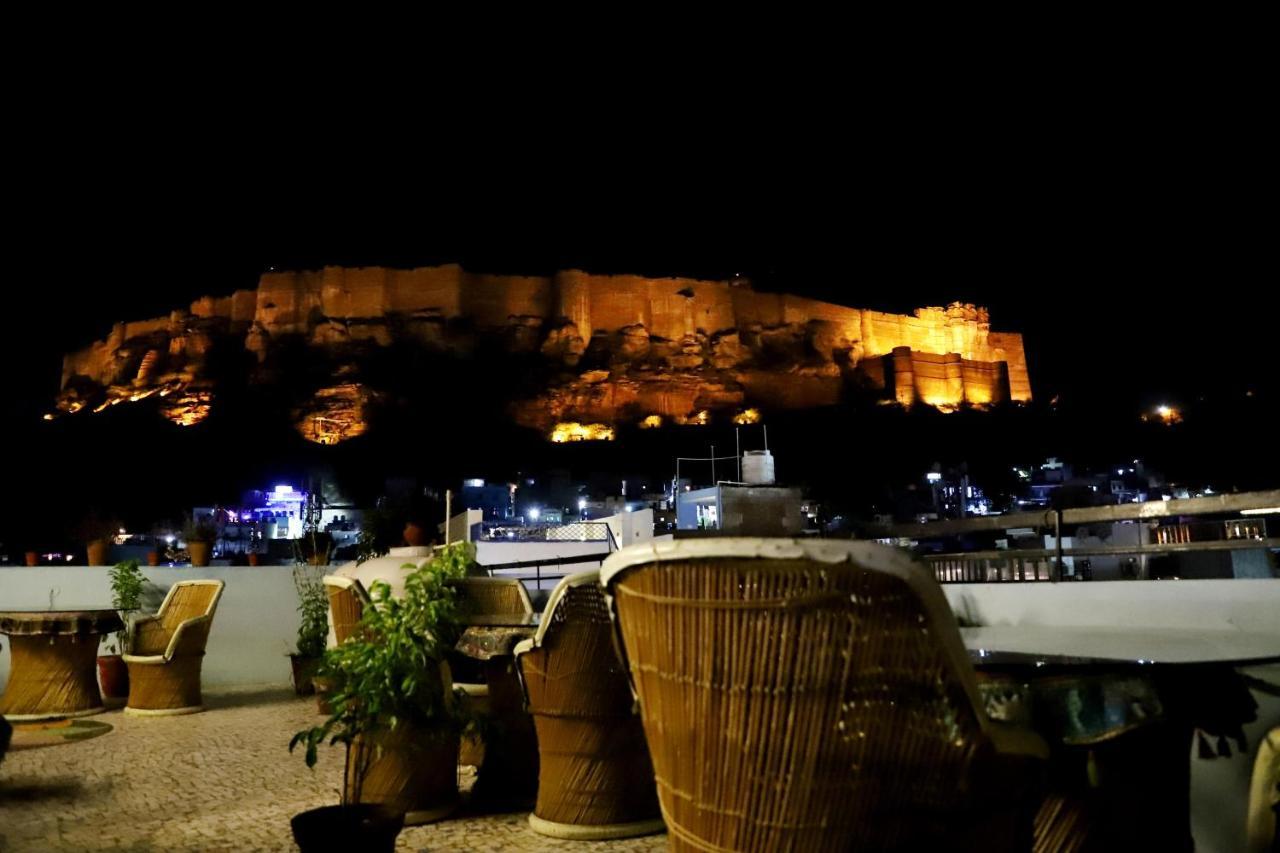 Blue Stay Jodhpur จ๊อดปูร์ ภายนอก รูปภาพ